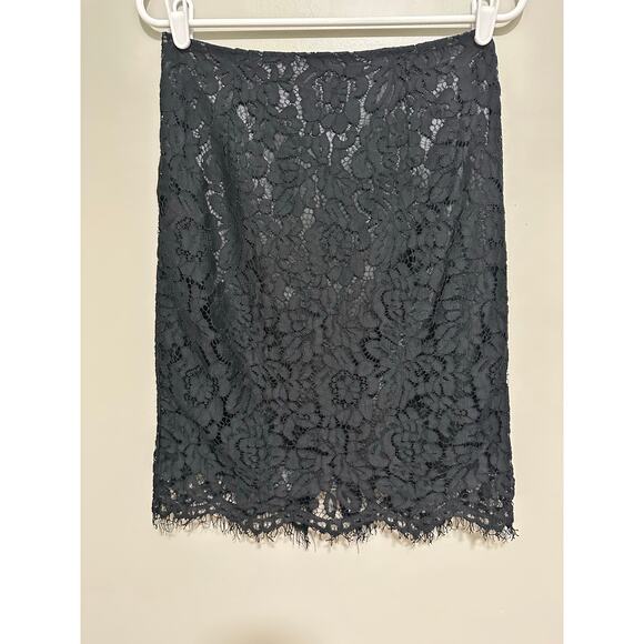 White House Black Market Dresses & Skirts - WHBH Black Floral Lace Overlay Lined Pencil Skirt Size 2